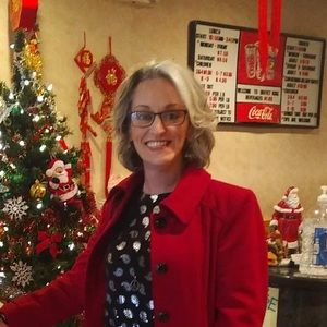 Meet your Posher, April